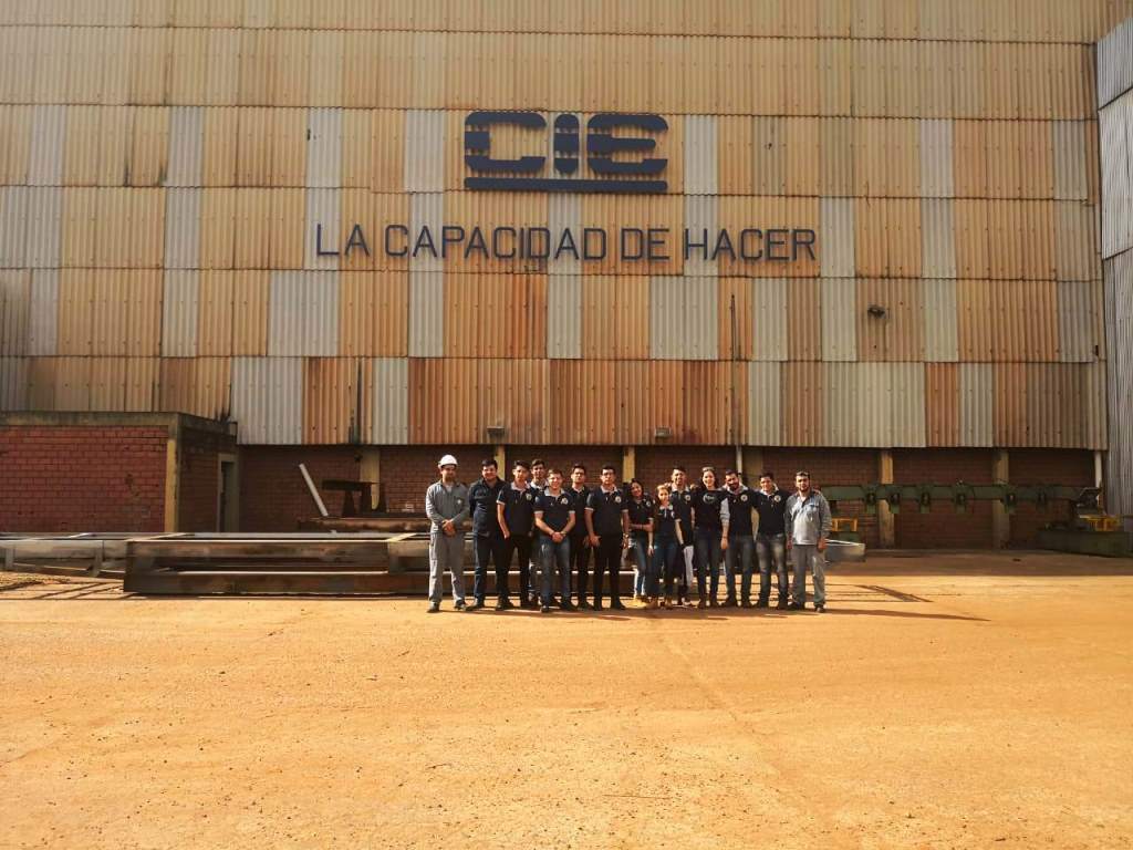 Visita técnica de los alumnos del 4to año de Ing. Electromecánica